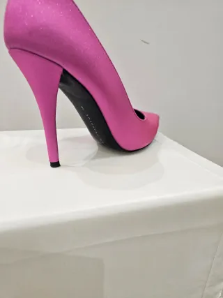 Zapatos tacón Zara rosa talla 39 sin estrenar