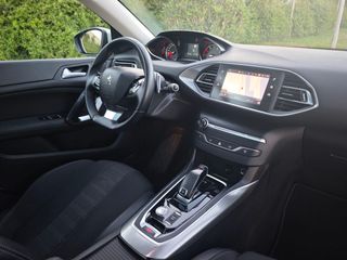 Peugeot 308 automático 2018