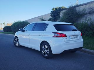 Peugeot 308 automático 2018