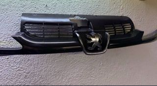 Calandra Peugeot 206 Negra