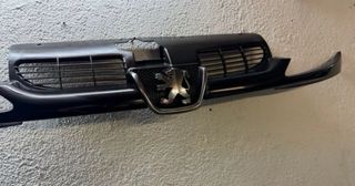 Calandra Peugeot 206 Negra