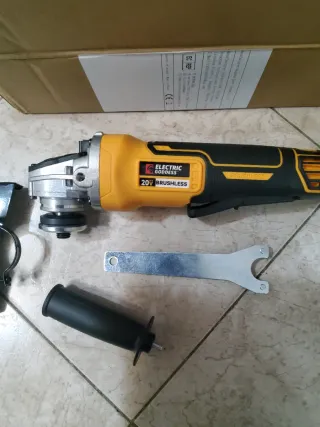 Amoladora Angular Inalámbrica 125mm , radial