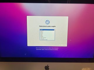iMac 21,5 (Late 2015) Plata