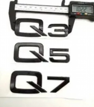 AUDI Q5 LOGO EMBLEMA NEGRO