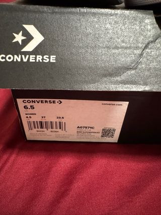 Zapatillas Converse originales.