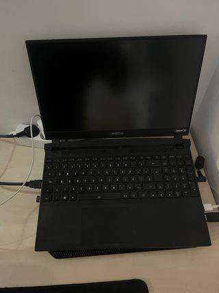 PORTÁTIL GAMING RTX 3070 / 32GB RAM / 240HZ