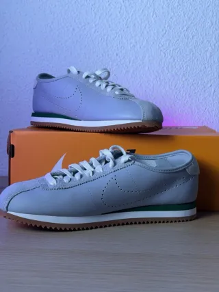 NUEVAS Nike Cortez LT T42