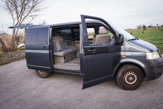 Volkswagen  T5 California Beach 2007