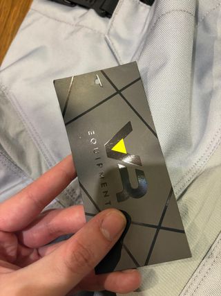 Pantalones VRequipment Grises y Amarillos