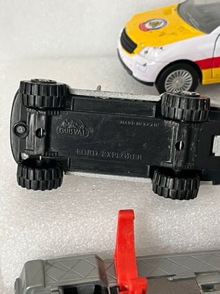 Lote 8 coches de juguete variados