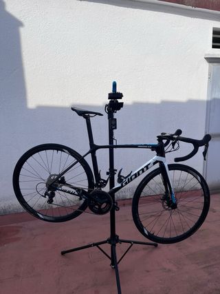 Bici Giant TCR Advanced 2 Disc + Garmin Edge 520 P