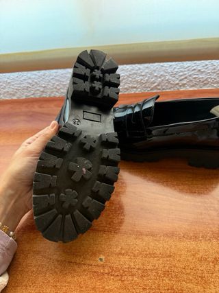 Zapatos negros plataforma charol