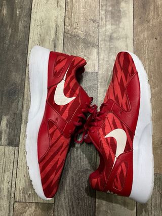 Scarpe Nike Rosse e Bianche