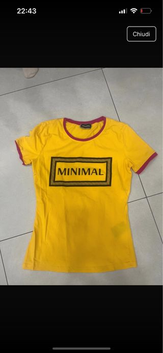T-shirt Minimal Gialla