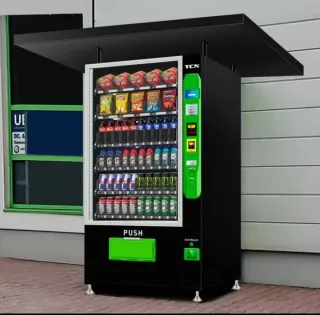 Máquina expendedora de bebidas y snacks