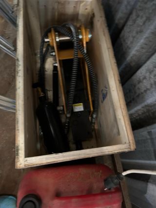 Mini excavadora R15 ECO