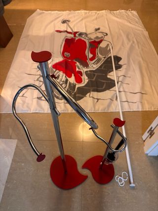 Cortina de ducha a juego con toallero y portarollo