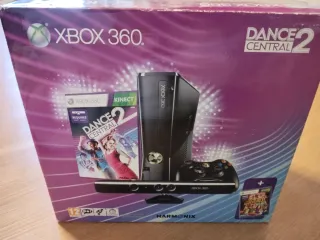 Xbox 360 Kinect + 2 Giochi