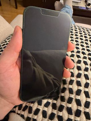 iPhone 13 – Batería nueva 99 % • Impecable