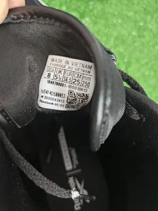 Zapatillas Botas Reebok Negras Blancas Nuevas