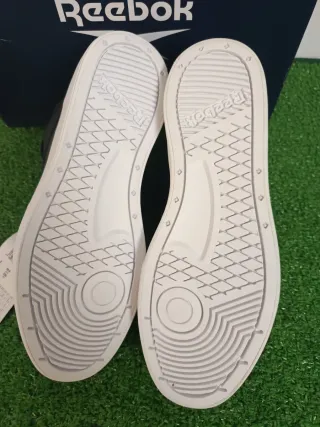 Zapatillas Botas Reebok Negras Blancas Nuevas
