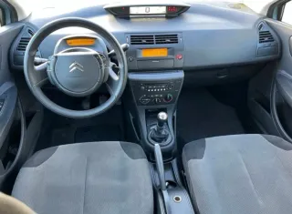 Citroen C4 2005. 1.4i 90cv, 136.000km