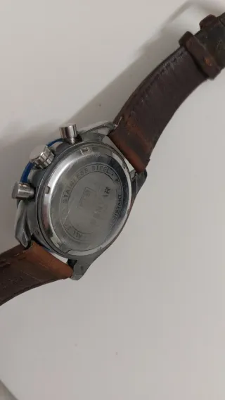 Reloj Benyar cronógrafo esfera azul y correa cuero