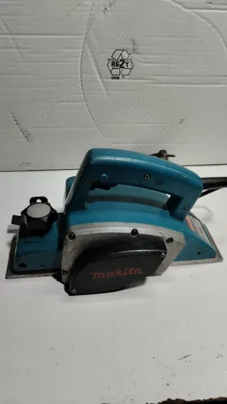 Cepillo Makita N1923B