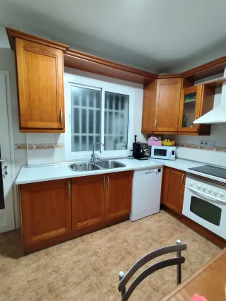 Muebles de cocina madera y cristal