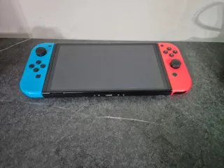 Nintendo Switch OLED con o sin juegos