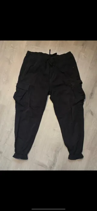 Pantalones cargo negros