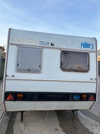 Se Vende Caravana de menos de 750 roller ALUHA 420