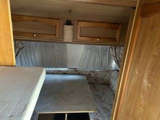 Se Vende Caravana de menos de 750 roller ALUHA 420