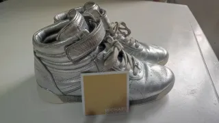 ✅Tenis Michael Kors Plata