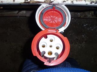 Clavija aérea 63A MENNEKES