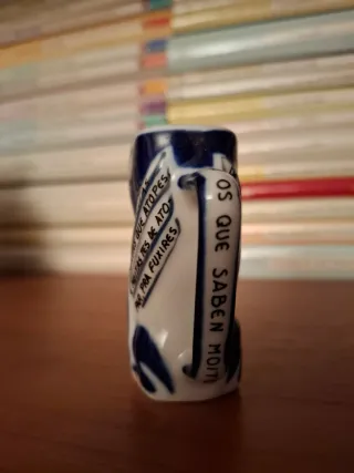 Esfinge Sargadelos Para os que saben moito