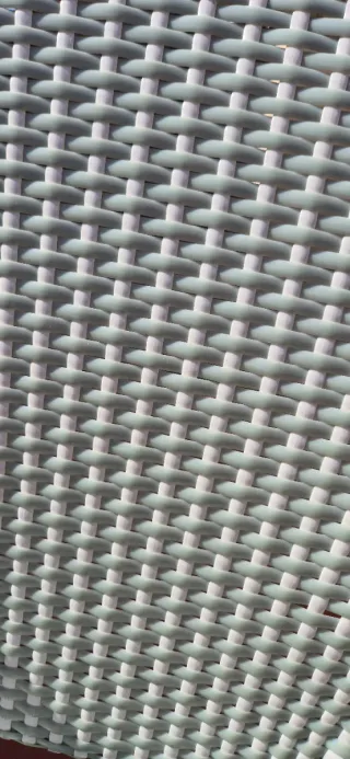 Mesa y 4 Sillas Terraza Metal, Plástico y Cristal