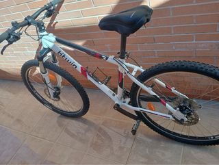 Bicicleta MTB BTWIN Rockrider 5.3