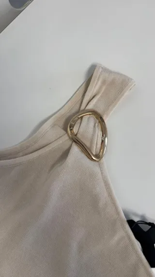 Top asimétrico Zara punto fino crudo T.M