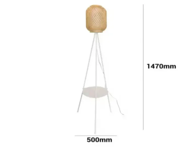 Lámpara de pie bambú con mesita