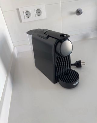 CAFETERA NESPRESSO NUEVA ( increible )