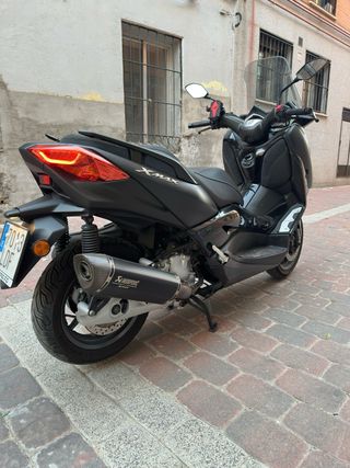 Yamaha Xmax 125 Iron Max