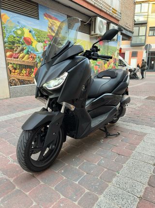 Yamaha Xmax 125 Iron Max