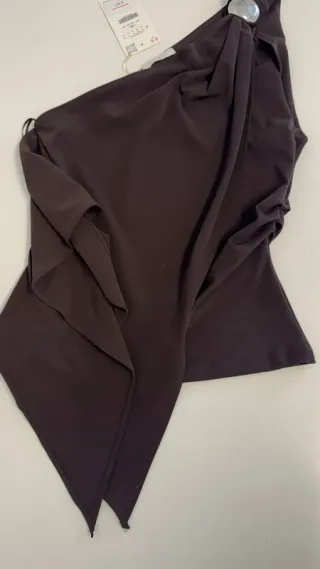 Top Zara Asimétrico Marrón Chocolate Talla M