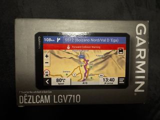 GPS Garmin DēzlCam LGV710 con Dash Cam