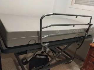 Cama articulada eléctrica elevable