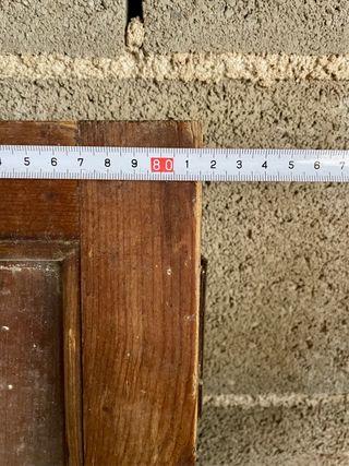 Ventana mallorquina madera antigua