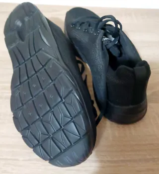 Zapatillas deportivas negras talla 41