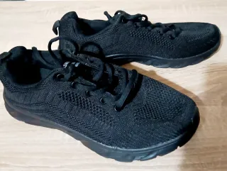 Zapatillas deportivas negras talla 41