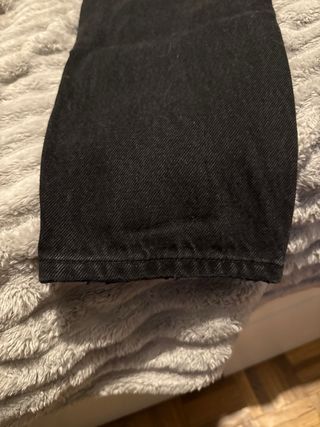 Pantalón negro Pull&Bear